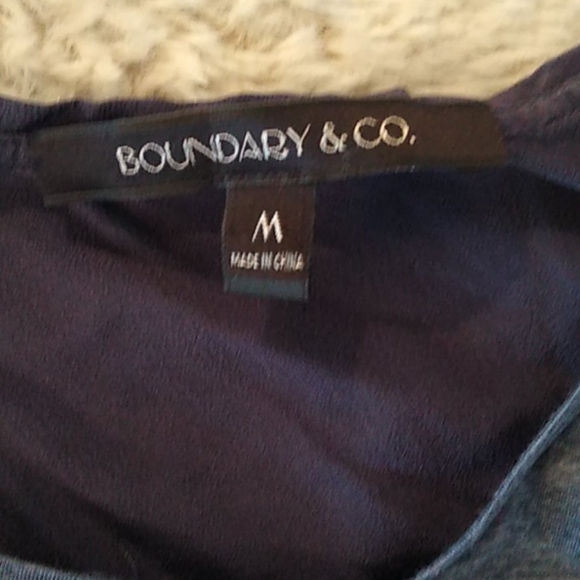 Boundary & Co. Top - Picture 9 of 10